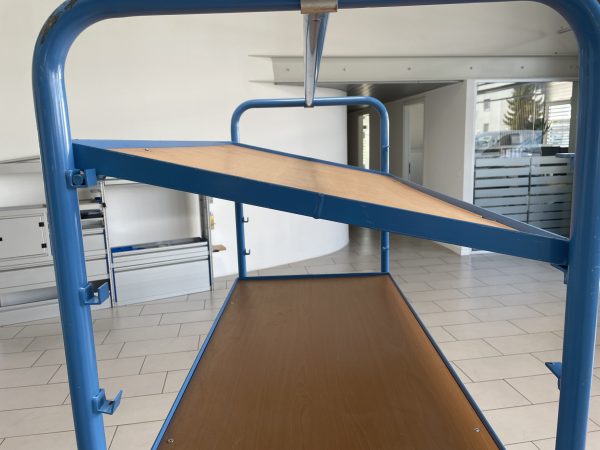 Tablarwagen Kaiser und Kraft occasion inkl. 3 Verstelltablare